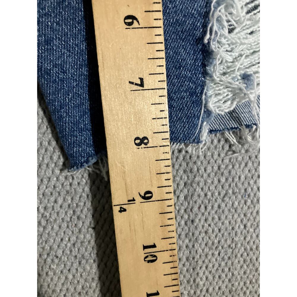 Cello Denim Jean Shorts Womens Large Blue Ripped Distressed Button Fly Grunge‎ - Picture 9 of 11